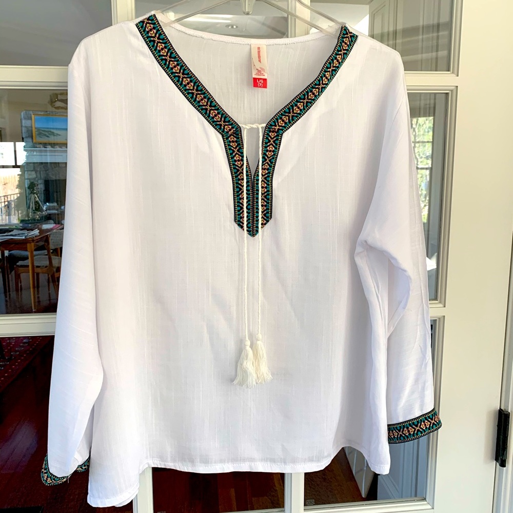 NWOT Light, crisp white summer top